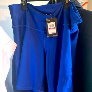 Under Armour biker shorts $35 retail size 2 XL new with tag
